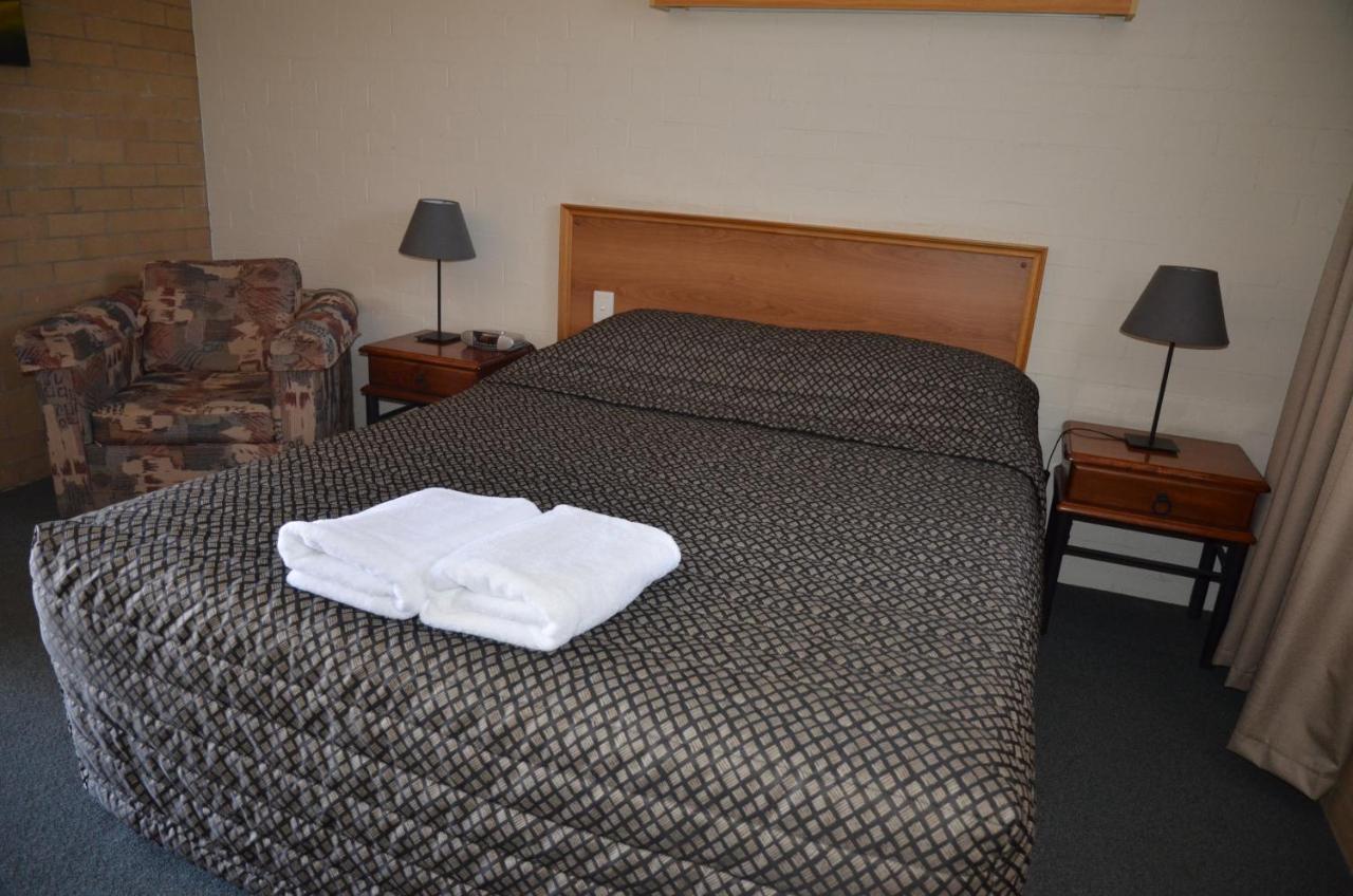Alexander Motor Inn Moree Zewnętrze zdjęcie